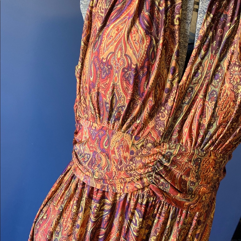 Sleeveless maxi dress - Picture 2 of 6